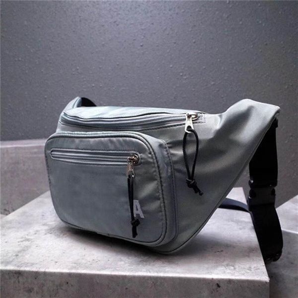 

global classic deluxe package canvas leather cowhide pockets the highest quality handbag 669188 size 17 cm 5 cm 35 c221q