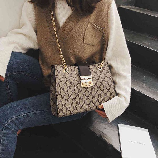 

80%2022 new luxury bags off female version simple versatile lock chain bag atmosphere one bagwomen's fashion bags