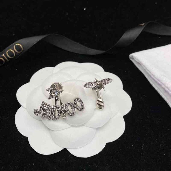 

2022 new asymmetric little bee tassel women's fashion versatile earrings, Golden