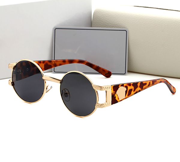 Óculos de sol designers Elemento de tendência Frame decorativo adumbral Bom design para Man Woman 8 Styles Top Quality