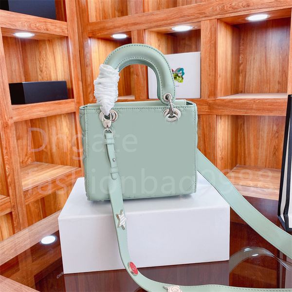 

luxurious natural matte leather shoulder bags 4 grid 20cm medium size women flap designers handbags crossbody bag handbag purses wallet blac