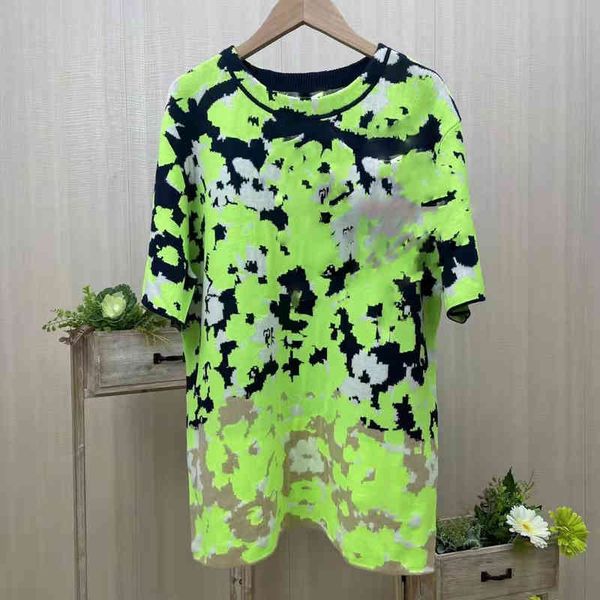 

women's knits & tees spring 2022 contrast fluorescent green camouflage short sleeve straight tube thin simple yuan collar pullover knit, White