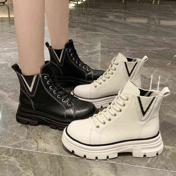 

martin boots women's autumn winter 2022 new fashionable british style thick soled v mouth casual handsome fried street short boots, Black