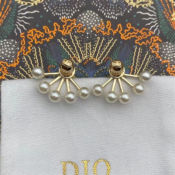 

jewelry online high version new letter pearl female fan earrings, Golden