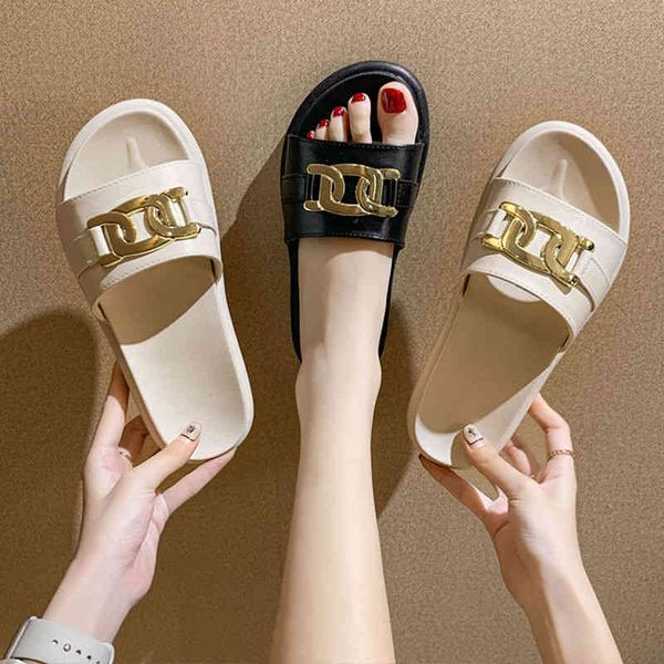 

2022 summer new chain sandals for women to wear flat bottomed fashionable flops the 2022 brand luxury fashion design ladies slippers, Black