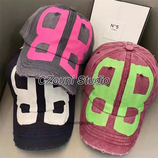 

ball caps paris b balencaigass letter printed paris home's same spray painting graffiti fashion duck tongue hat baseball cap age reduci, Blue;gray