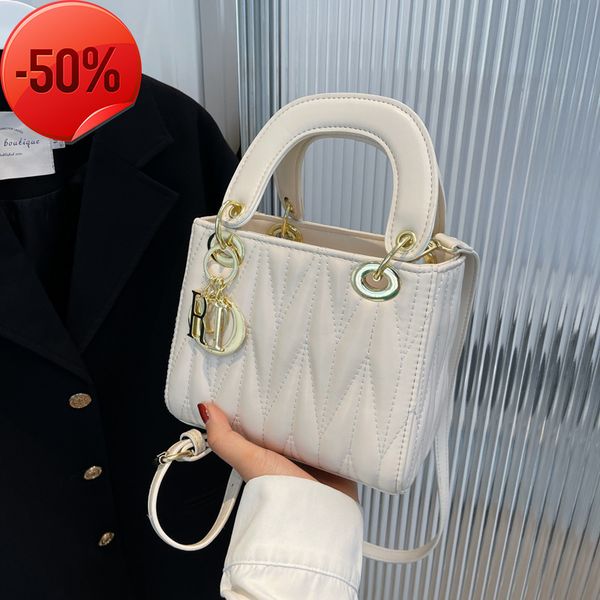 

the factory directly princs diana bag women's 2022 new fashion light luxury handbag small fragrance texture single shoulder msenger bag