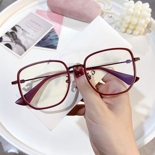 

50% discount for factory direct salesbd2888 red g family's same myopia frosting trend new fashion plain metal small glasses, White;black