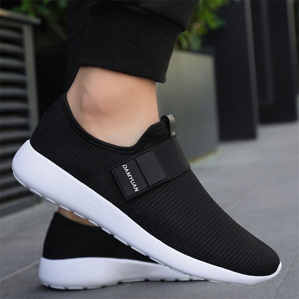 

light slip-on running shoes 47 breathable casual men's sports shoes fashion large size outdoor gym jogging men's sneakers 45 22052, Black;white