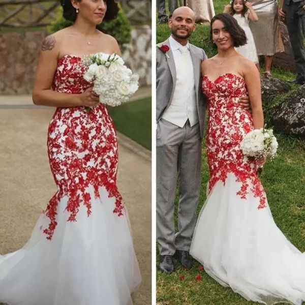 Rote Spitze weiße Meerjungfrau Brautkleider Brautkleid Schatz Ausschnitt Ausschnitt Applique Sweep Zug Corsett Rückengepassungsgepasste Plus -Größe Vestido de Novia 403 403