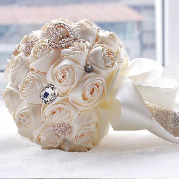 

handmade rose new bridal bouquet wedding accessories brooch crystal pearl wedding bouquet holding flowers