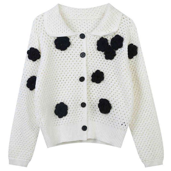 

women's sweaters early spring 2022 black and white contrast hook flower hollow out three-dimensional splicing sweet slim fitting lapel, White;black