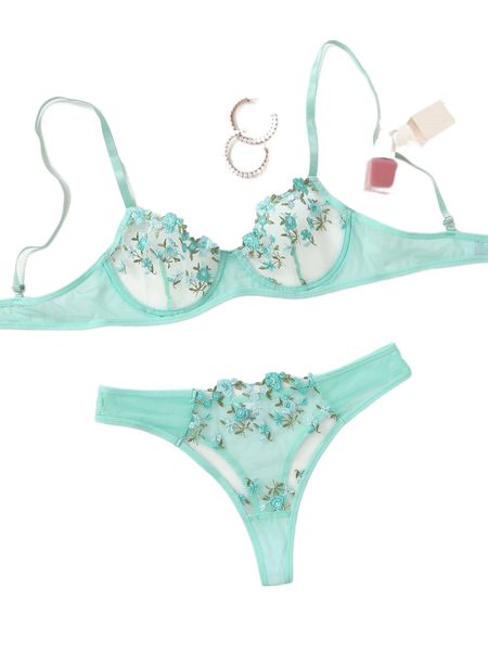 

embroidered mesh underwire lingerie set 83jf#, Black;red