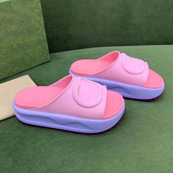 

2022 new style slippers sandal sliders macaron thick bottom non-slip soft bottom fashion g house slipper women wear beach flip-flops 35-42, Black