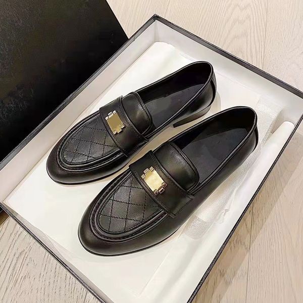 

2022 new women casual leather shoes level cowskin buckle slip-on leisure designer loafers fashion simple single shoe summer travel ladies ha, Black
