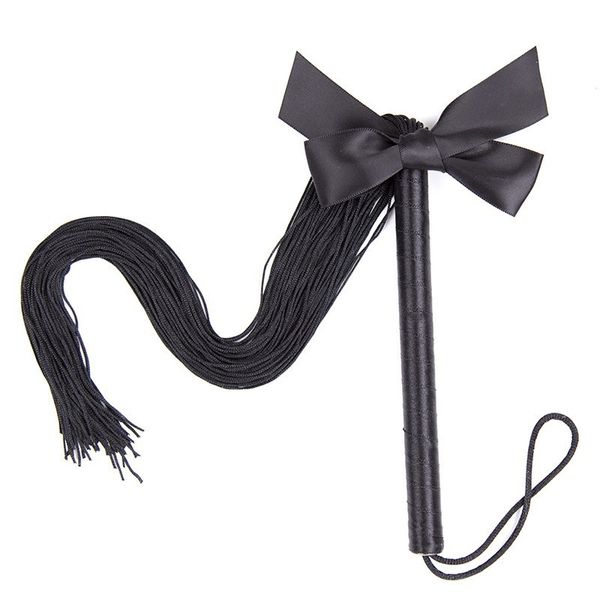 Stuzzicare Sculacciata Seta Frusta Con Manico Nero Fetish Nappa Corda Paddle Giochi Per Adulti Corpo Fustigazione Bdsm Schiavo Flirtare Giocattoli Del Sesso 220411