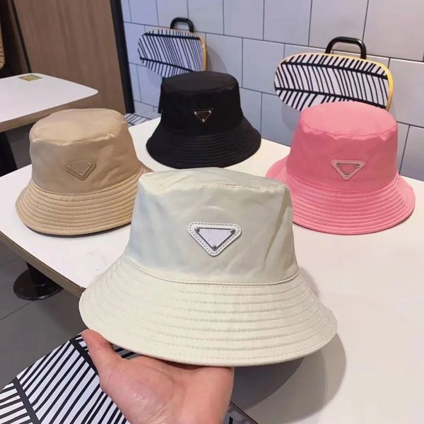 Moda Tasarımcıları Kova Şapkaları Erkek Güneş Kapakları Erkekler ve Kadınlar İçin Yüksek Kalite Kapağı Güneş Koruma Açık Hava Spor Gündelik Şapka Embroi Bigg