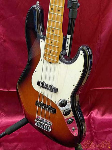 

standard jazz bass guitar type as same of the pictures