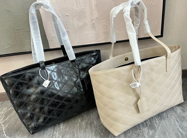 

leather classic color series new beach bag designer brand shopping bag is very atmospheric and large capacity