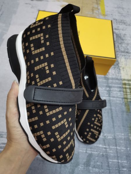 

designer casual shoes italy sneakers bee snake leather embroidered black men interlocking white shoe walking sports platform trainers