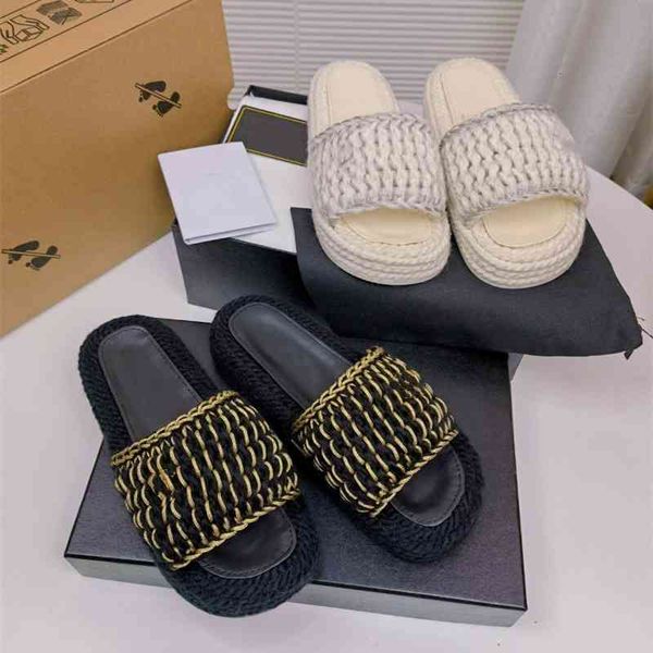 

slippers in spring and summer of , the xiaoxiangfeng knitted straw woven thick bottom one-sided slippers for women wear leisure net red flat, Black