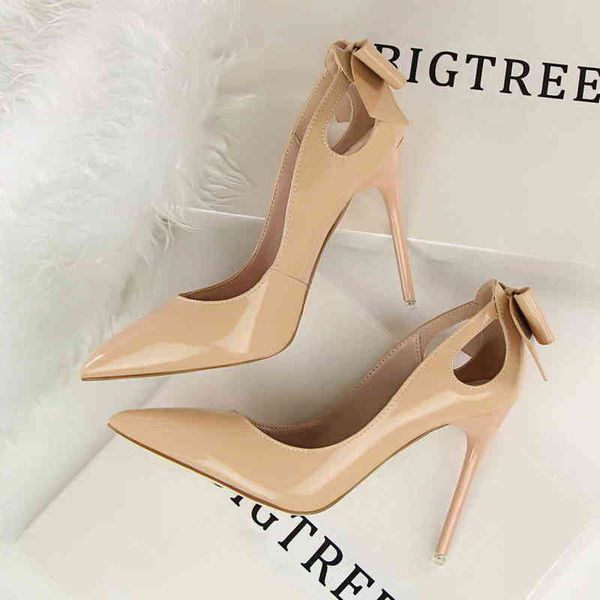 

sandals women dress shoes korean version pointed high heels designer hollowed out back bow thin heeled sandals lady pumps 220326, Black