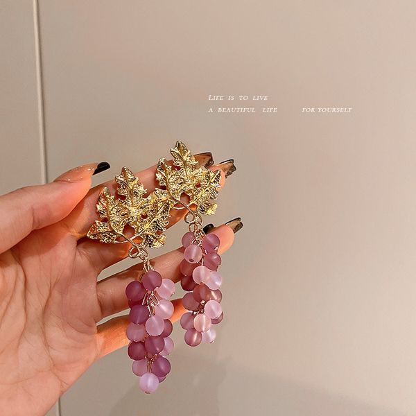 

925 silver needle crystal leaf-shaped earring european and american retro affordable luxury fashion long earrings court style high-end earri, Golden