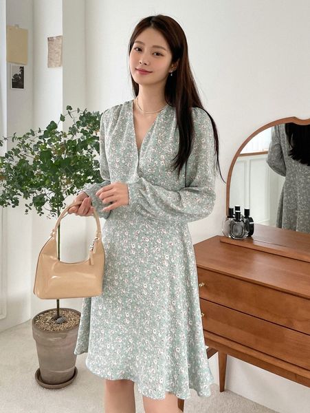 

dazy ditsy floral bishop sleeve overlap collar dress f6xh#, Black;gray