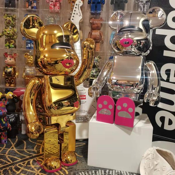 New bearbrick1000% Pinguino QQ labbra rosse oro e argento San Valentino regalo congiunto limitato blocco di costruzione orso violento online Ornamento di tendenza rosso fatto a mano 70 cm