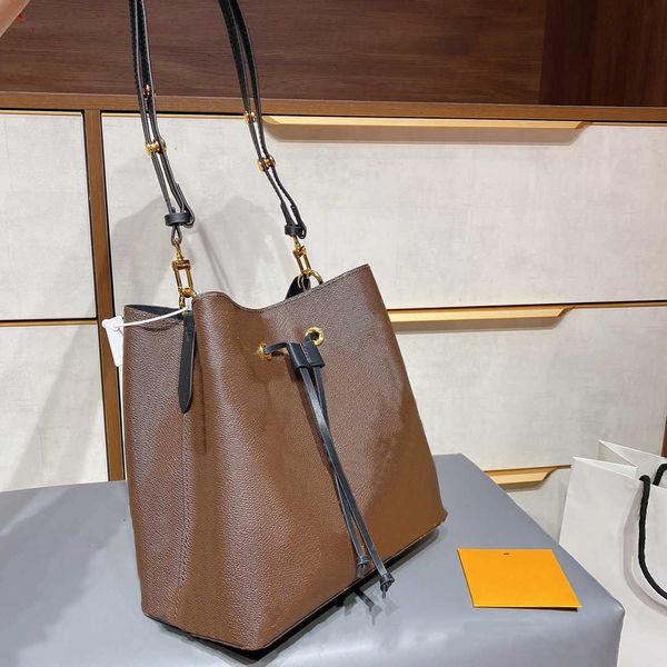 

designer bags fashion women's shoulder handbags cross body cowhide material women upgraded version messenger shopping bag