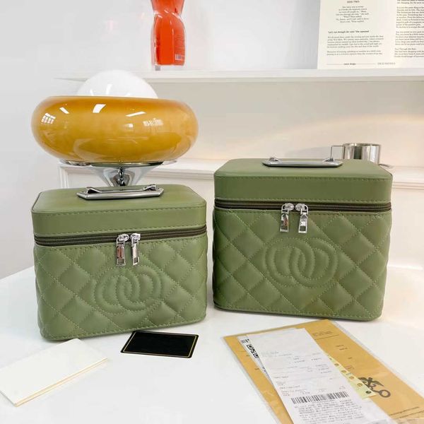 2022 Multi Colors Fashion Quilted Caviar Medium Small Tow Piece Cosmetic Case Set Doppelreißverschluss Handtasche Damen Lady Mekeup Pouch B224A