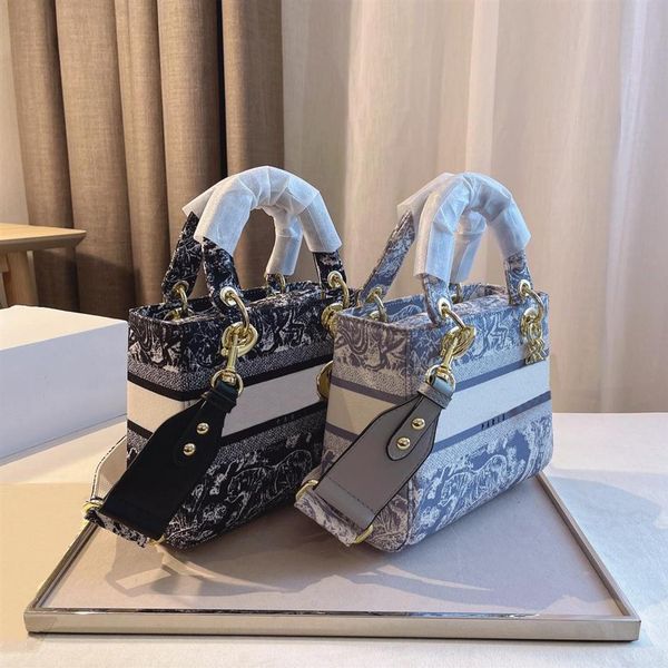 

new bag women favorite genuine leather fashion handbags multi accessoires purses flower mini pochette 3pcs crossbody shoulder bags292n