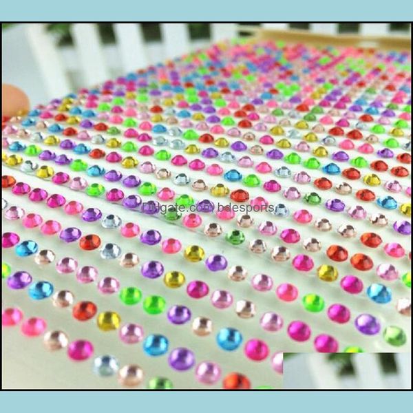 Diğer Dekoratif Çıkartmalar Ev Dekor Bahçesi Satan Çocuk Diy 3D Self -Selfolor Mticolor Rhinestone Sticker 168pcs /sayfa boyutu 6mm dr