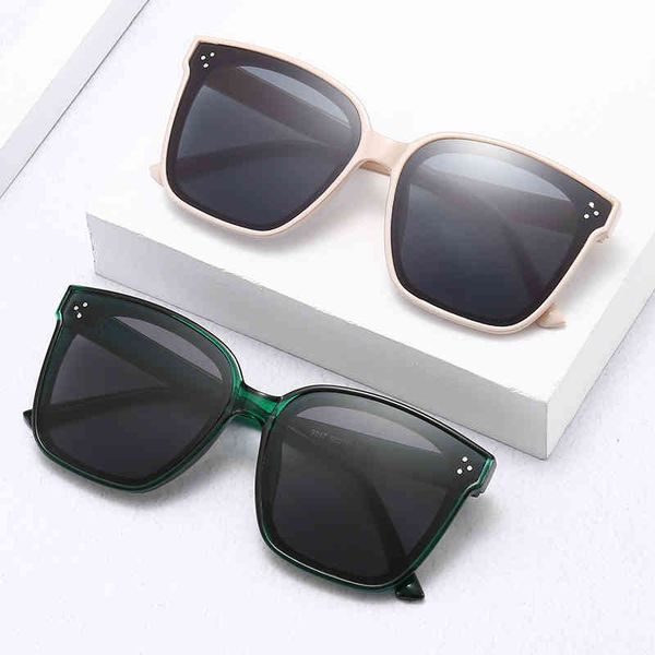 

summer women's protection factory fashion ladies sunglasses shop, White;black