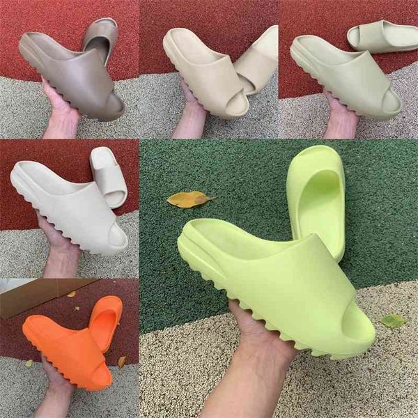 

kanyes yeesys slide designer slippers latest 2022 for sale glow green bone core enflame orange resin desert sand earth brown men women soot, Black