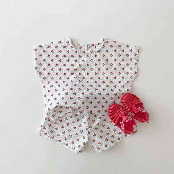

0-5 year old children's suit summer baby love print sleeveless suit boys and girls simple shorts casual two-piece suit g220509, White