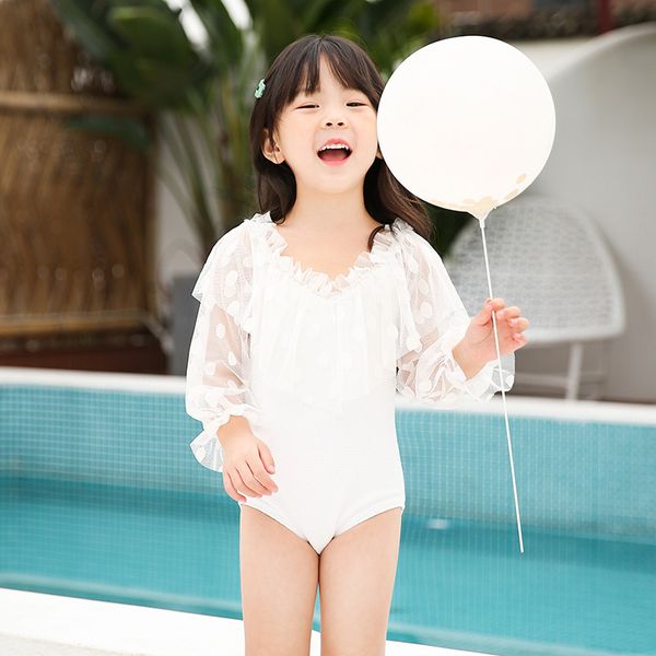 2022 Kinder Spitze Einteiler Badeanzug Kleine Mädchen Polka Dots Langarm Falbala Kragen Badeanzug Sonnenschutz Niedliche Babybadebekleidung S2065
