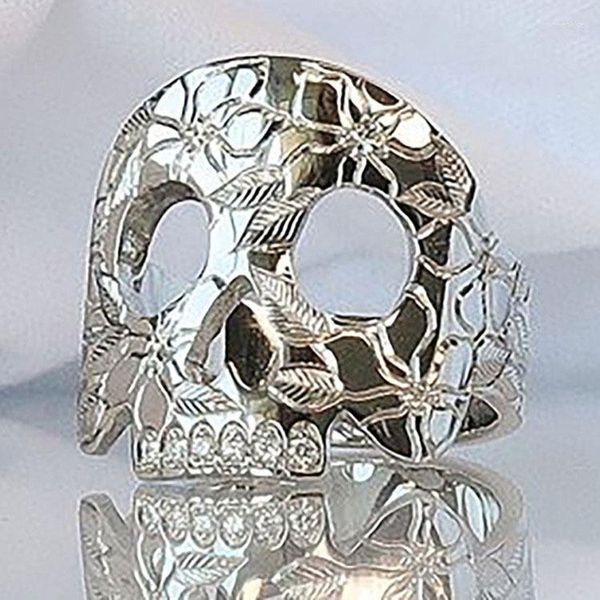 Anéis de casamento Luxo feminino feminino Crystal Hollow Skull Ring charme Silver Color Tabanging punk zircão branco para homens homens wynn22