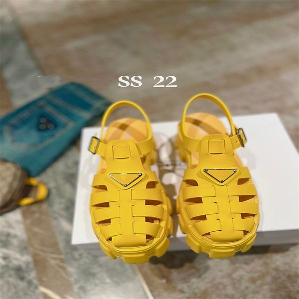 

new designer summer seaside women rubber triangle metal logo vintage round toe platform booster sandals 35-40 original full package black