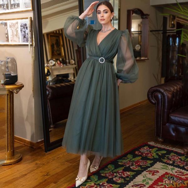 

simple arabic dubai prom evening dresses 2022 puff sleeve v-neck a-line tea-length princess party cocktail gowns plus size robes de soirÃ©e v, Black;red