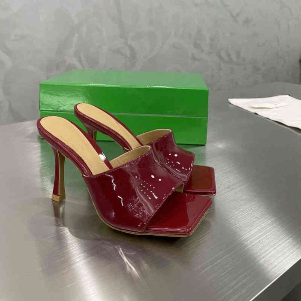 

sandals spring and summer cow patent leather square head, deep mouth, exposed toes, sexy, simple, one foot high-heeled slippers, women', Black