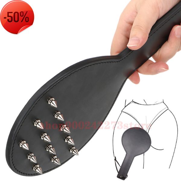 

50% discount dualsided thick pu leather round paddle whip with metal rivet spanking stimulate sm flogger slave bondage couple flirt toys sho, Black;white