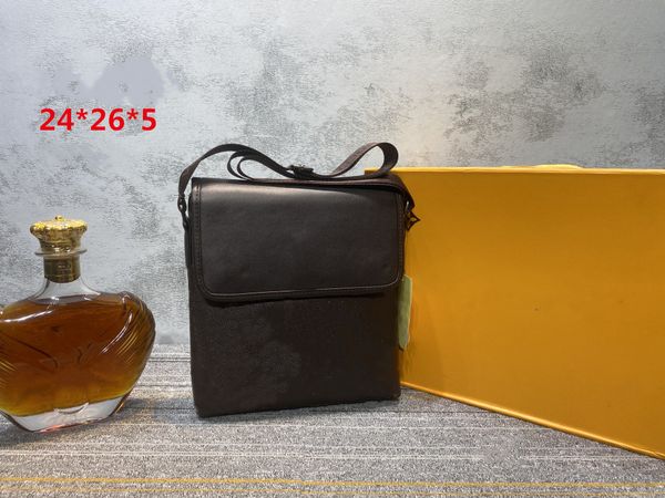 

shoulder bag designer classic brown flower mini messenger handbag purses toiletry pouch women luxury bags men handbags crossbody card, Red;black