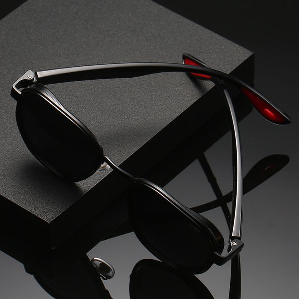 

fashions designer sunglasses wayfarer sunglasses women men glasses women sunglasses uv400 lens with case, White;black