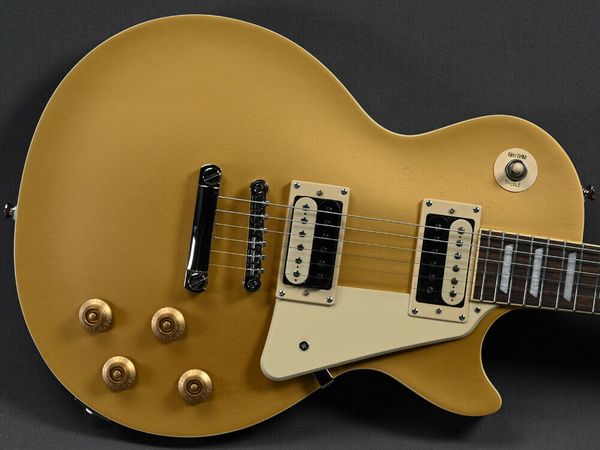 

paul classic worn gold electric guitar same of the pictures