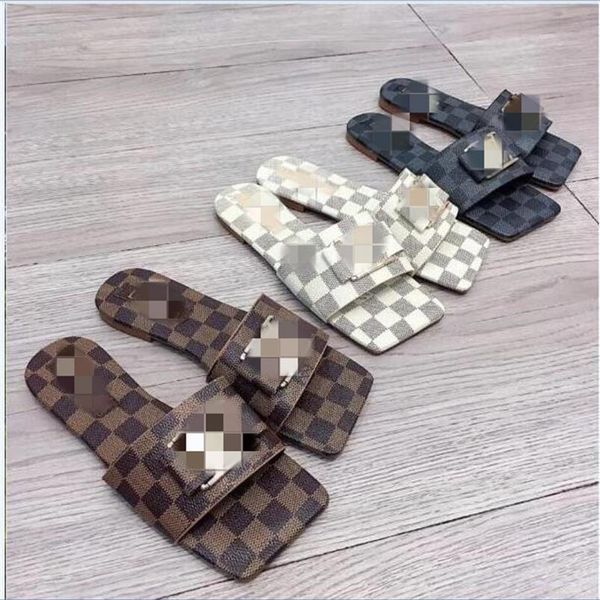 

designer summer beach slippers fashion women lazy low heeled flops leather letters lady cartoon slippers luxury metal ladies slipp2881, Black