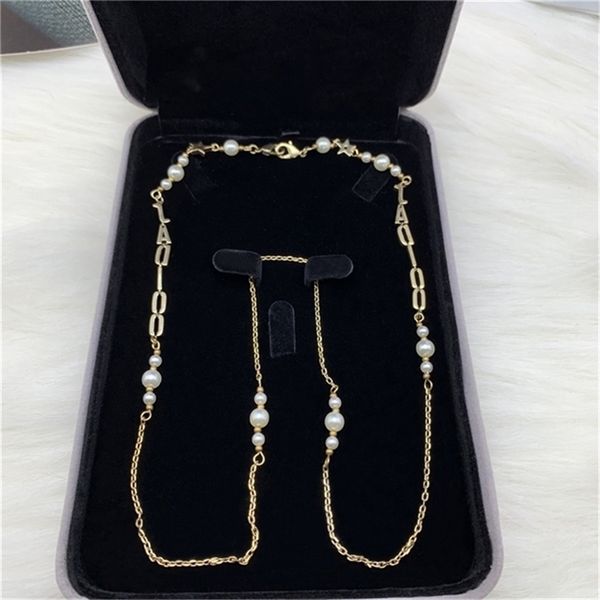 

2022 fashion 20% off designer jewelry d family's new pearl letter necklace, Silver