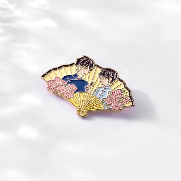 

gay colored brooch fan-shaped plum blossom brooch scarf buckle accessories, Gray