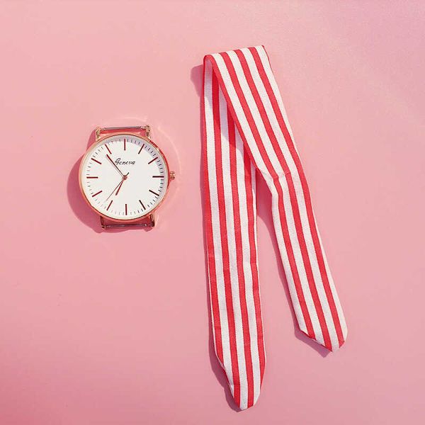 

watch women 2022 new fashion stripe floral cloth quartz dial bracelet wristwatch lady dress creative clock ceasuri reloj mujer, Slivery;brown