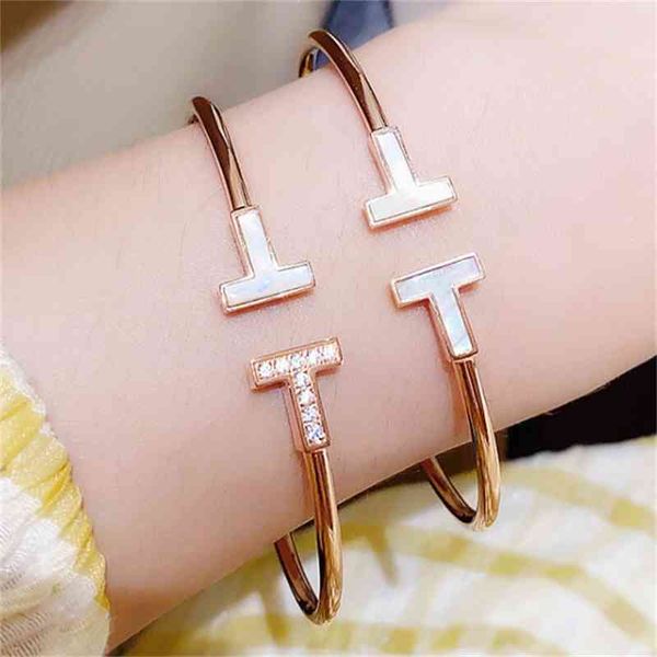 

r1qf t home double t bracelet 925 sterling silver plated 18k gold white shell new rose gold fritillary set diamond open bracelet, Black